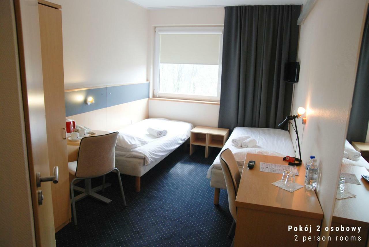 Economy Silesian Hotel Katowice Exterior foto